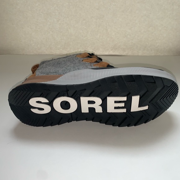 Sorel Out and About III - Picture 5 of 7